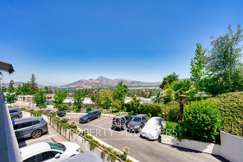 Departamento Con Gran Vista, Cercano A Colegio