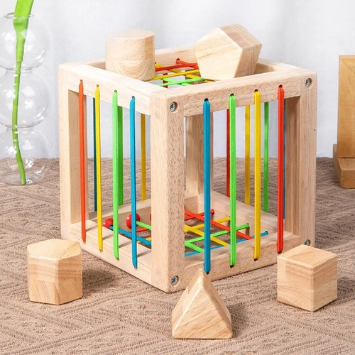 Cubo De Madera Con Encaje Y Elásticos Juguete Montessori