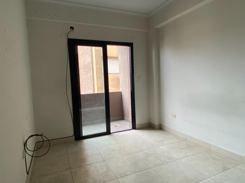 Imagen 4 de 12 de Depto En Venta Barrio Sur