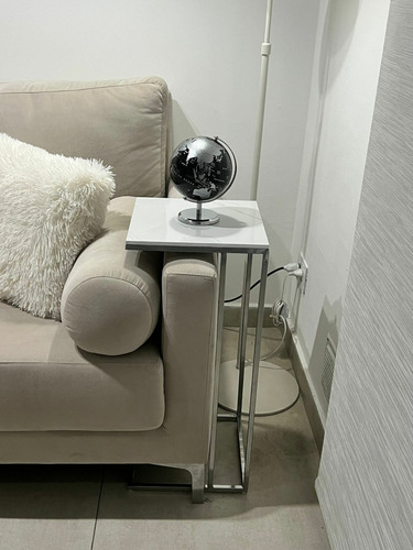 Imagen 9 de 10 de Mesa De Arrim Simil Marmol Con Est. Hierro Minimalista