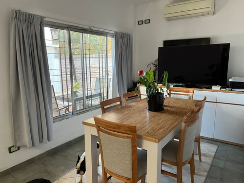 Imagen 2 de 12 de Venta Ph 3 Ambientes Refaccionado Con Fondo Libre Castelar