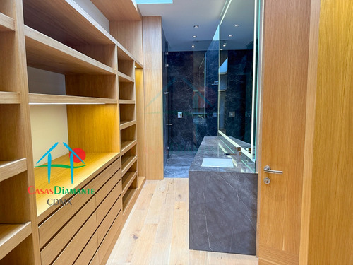 Cd Casa Ópera. Residencia De Lujo Con Elevador, Jardín Privado Y 8 Estacionamientos