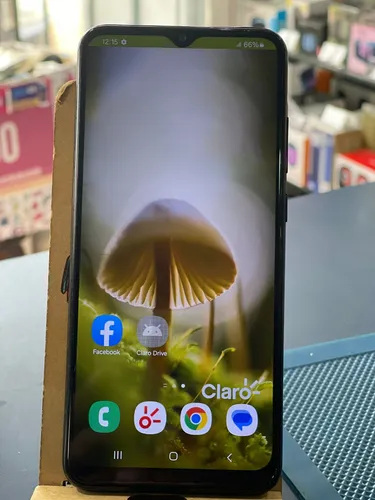 Celular Samsung A04e Usado Excelente Con Lamina Antiespia Azul Oscuro