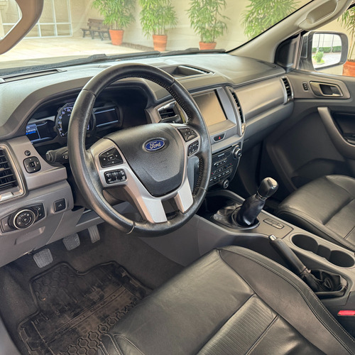 Ford Ranger 2.5 Limited Cab. Dupla 4x2 Flex 4p