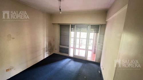 Venta - Semipiso Av Santa Fe 2 Dormitorios Y Dependencia