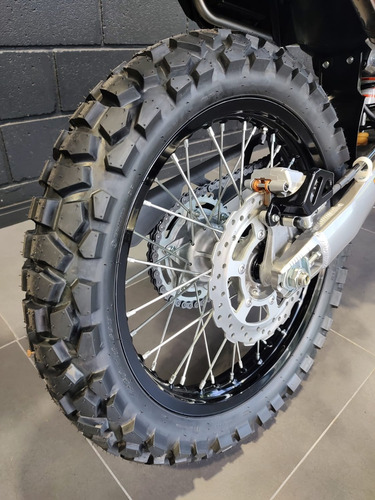 Kawasaki Klx300 2025 (no Honda Xr250 Tornado Yamaha Xtz 250)