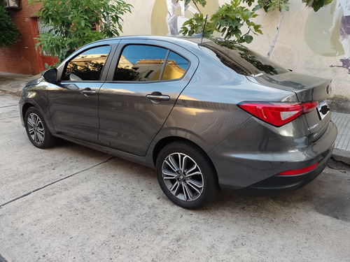 Fiat Cronos 1.8 16v Precision