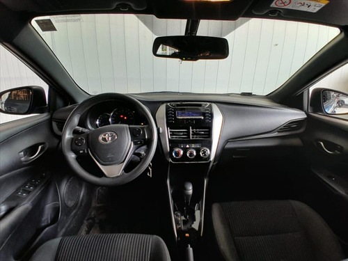 Toyota Yaris 1.3 16V FLEX XL MULTIDRIVE
