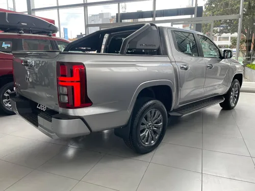 Mitsubishi L200 Triton 2.4Bt Gls Plus 4Wd At