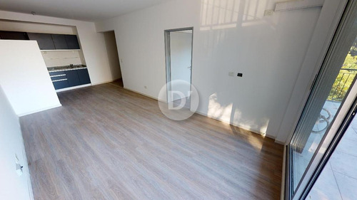 1- 2 Y 3 Ambientes : Excelentes Accesos: Rodeado Espacios Verdes