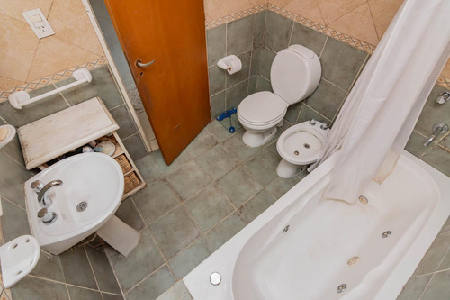 Ph En Venta 3 Ambientes Al Frente Con Jardin Y Pileta.