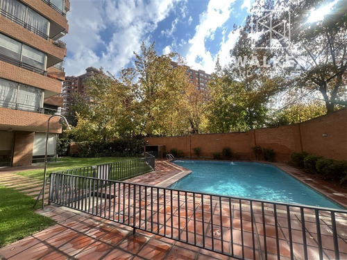 Departamento En Arriendo De 5 Dorm. En Las Condes