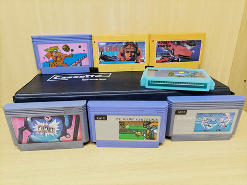 Pequeño Lote De Cassettes De Juegos Family Game ( Con Caja )
