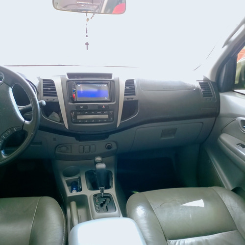 Imagem 4 de 10 de Toyota Hilux 2009 3.0 Srv Cab. Dupla 4x4 Aut. 4p