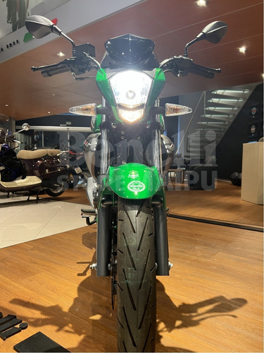 Imagen 3 de 15 de Benelli Tnt 15