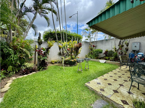 Vendo Casa 370m2 Lomas De Chuao 3189
