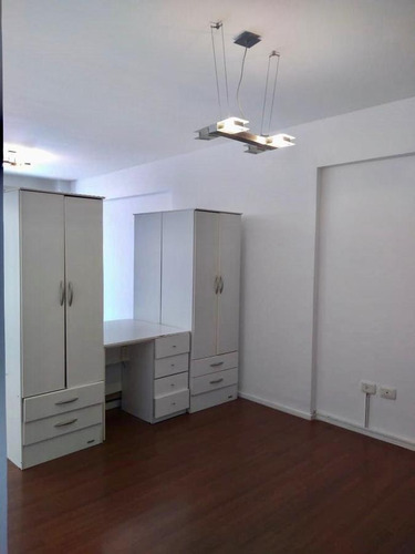 Imagen 8 de 12 de Departamento Monoambiente Con Cochera En Belgrano
