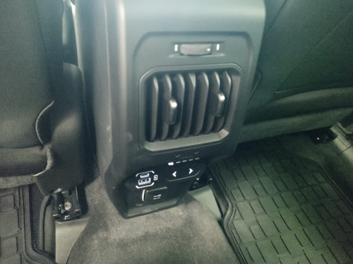 Imagen 13 de 22 de Jeep Commander 1.3 Turbo At 6 175cv 4x2 Stock Fisico Mc
