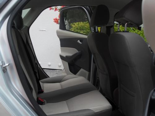 Ford Focus 2.0 Trend L4 At