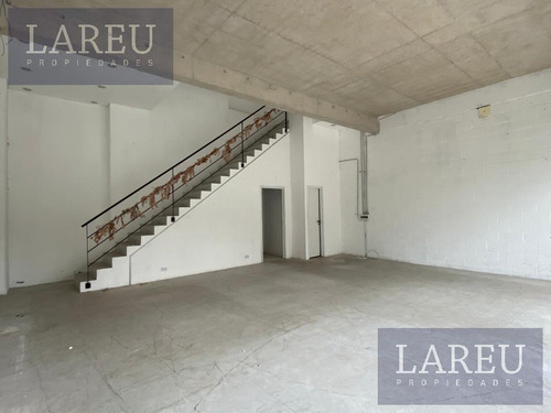Local En Alquiler De 90m2, Officia Pilar Work