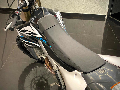 Imagen 6 de 11 de Yamaha Yzf 450cc