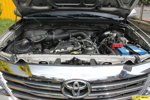 Toyota Fortuner 2.7 SR5 4x2 AT