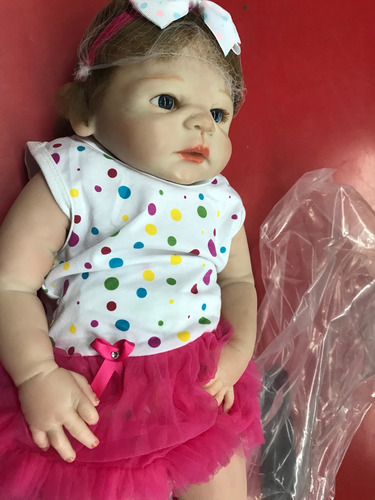 Bebe Reborn Semi Realista Completa Silicona De Vinilo