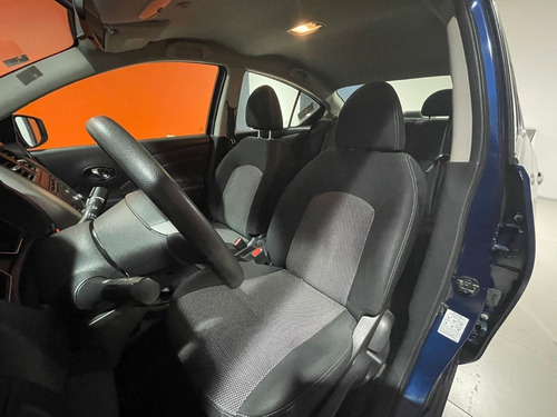 Imagen 10 de 15 de Nissan Versa Advance 2019