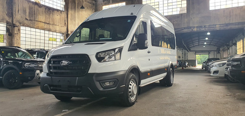 Ford Transit 2.0 Minibus 17+1 460E