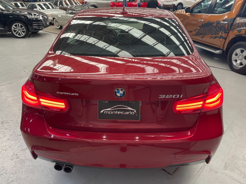 Imagen 3 de 9 de Bmw 320ia Sportline 2018 Rojo