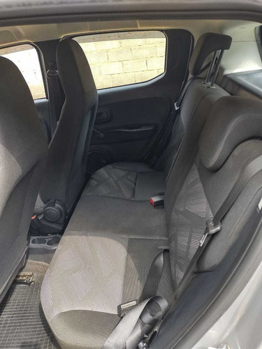 Imagem 2 de 12 de Fiat Mobi 2018 1.0 Drive Flex 5p