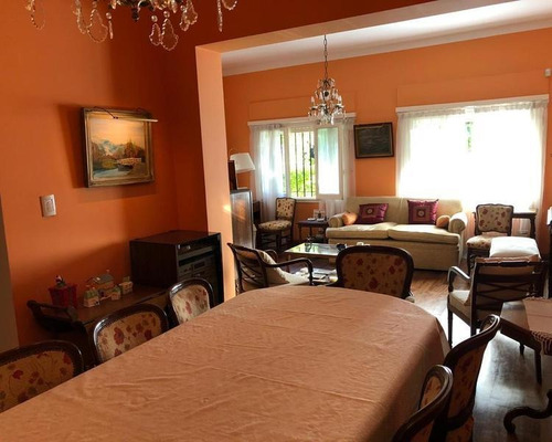 Imagen 9 de 17 de Impecable Chalet En Dos Plantas
