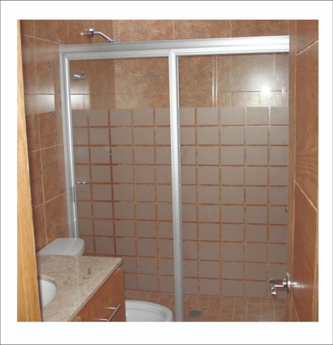 Imagen 2 de 9 de Cancel De Baño Templado O Plástico - Cotizaciones