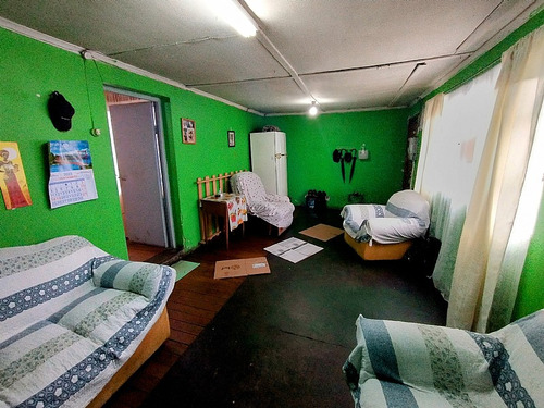 Casa Reguarizada 3d/1b En Cerro Navia.