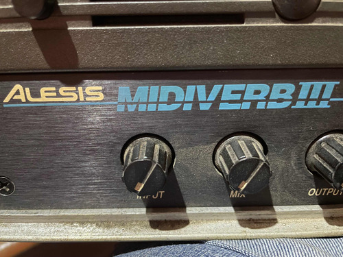 Case Con Editores De Audio (Usado)