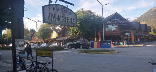 Imagen 6 de 10 de Equipo Remax Vende Único Fondo De Comercio