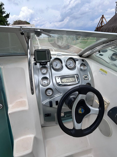 Focker 215 Style 2006 Cabinada