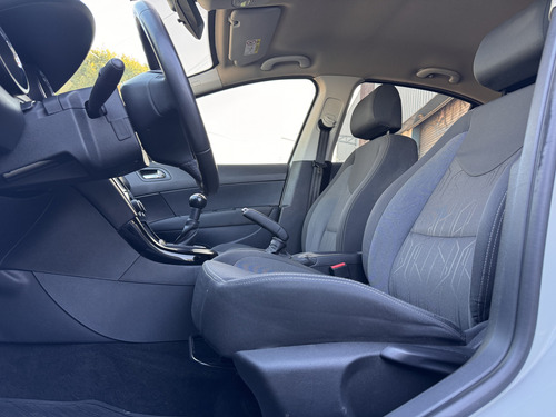 Peugeot 408 2.0 Allure Nav 143cv