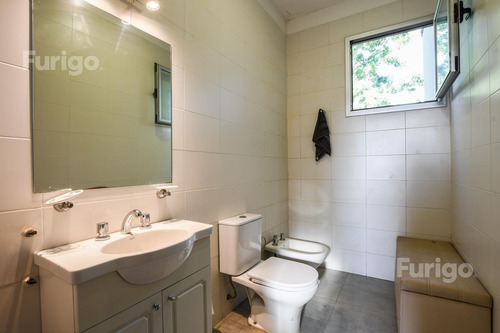 Casa En 3 Dormitorios En Soldini - Barrio Las Pérgolas