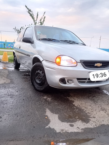 Chevrolet Corsa 1.7 D Gl Aa Dh Sw