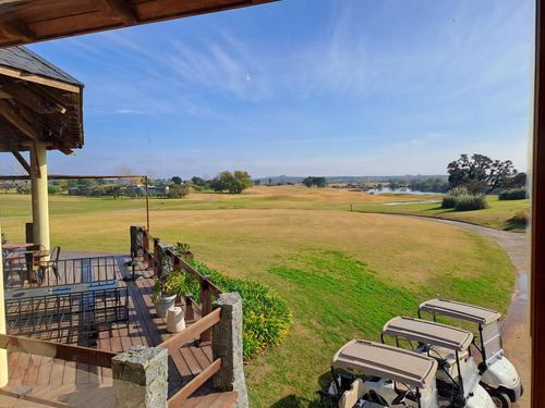Oportunidad Gran Lote Interno De 3556 M2 Muy Lindas Vistas En Venta - Carmelo Golf