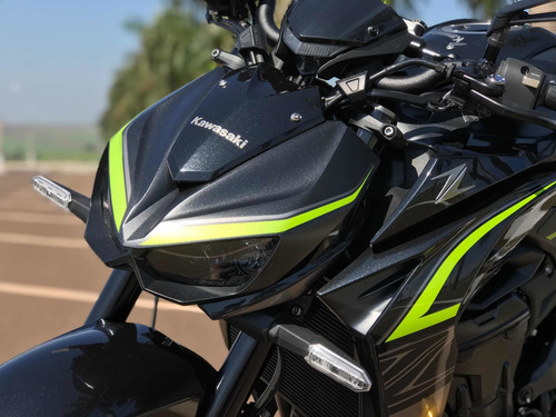 Kawasaki Z1000 R Edition