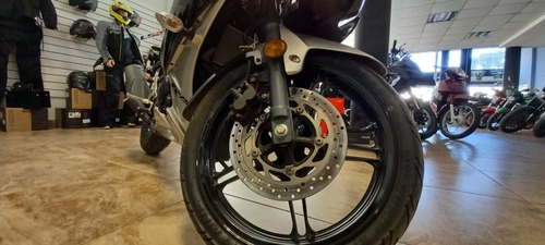 Imagen 7 de 15 de Yamaha R15 - Usado - Ahora 12/18