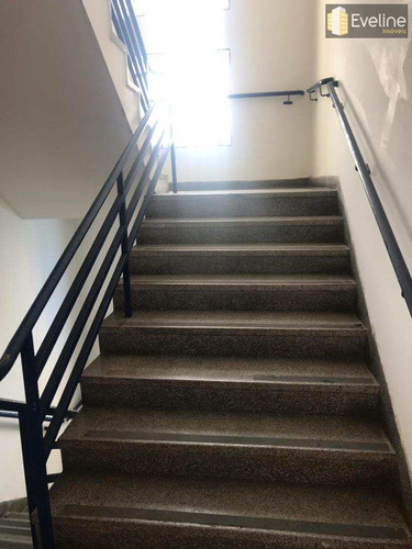 Centro - Alugar Prédio Em Mogi, 7 Andares, 40 Salas - 2200m² - A851
