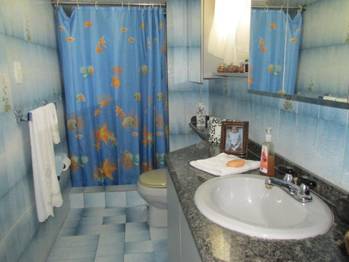 Se Vende Apartamento En Lomas De Prados Del Este Mls #24-28890