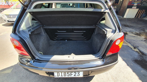 Imagem 11 de 15 de Volkswagen Polo 2003 1.6 5p