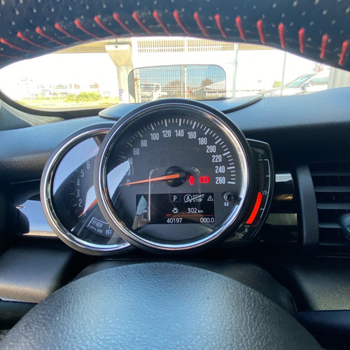 Imagen 14 de 14 de Mini Cooper S 2.0 Hot Chilli 5 Puertas At