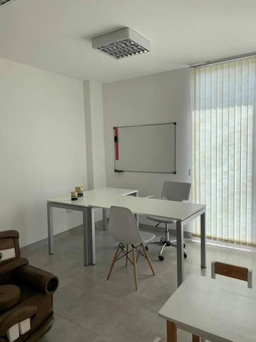 Oficinas En Venta Banfield Centro Impecable! Oportunidad