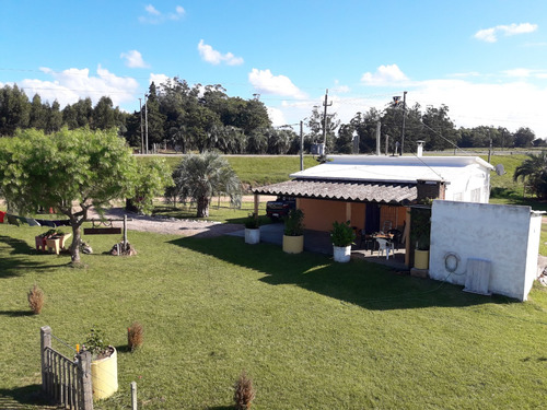 Castillos - Rocha , Venta De Casa Excelente Estado.