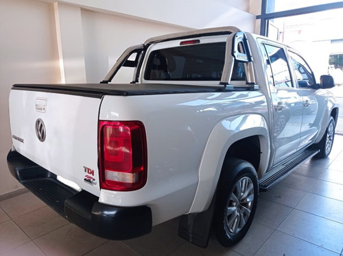 Imagen 4 de 14 de Volkswagen Amarok Comfortline 4x2 180 Hp 2017 Carlejunin
